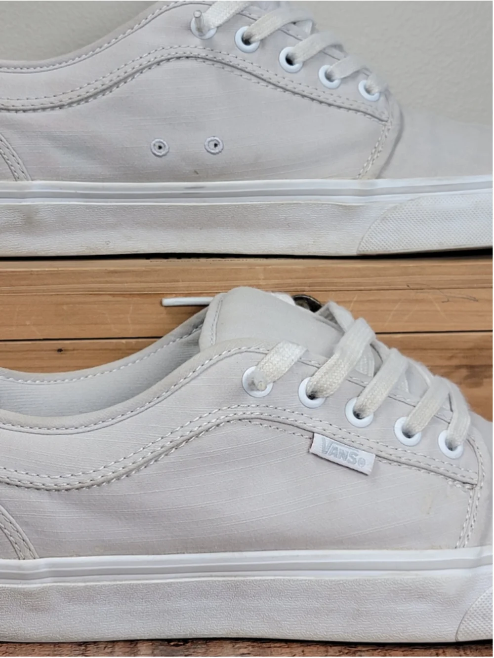 Vans 9.5 Chukka Low Top Canvas Light Grey Beige Skate Shoes Athletic Sneakers